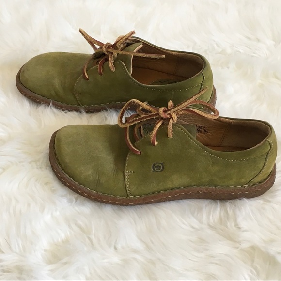 green leather shoes ladies